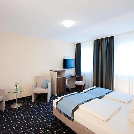 Hotel Koeniger Pliening Εξωτερικό φωτογραφία