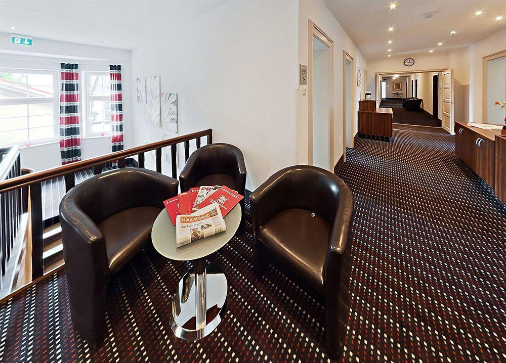 Hotel Koeniger Pliening Εξωτερικό φωτογραφία