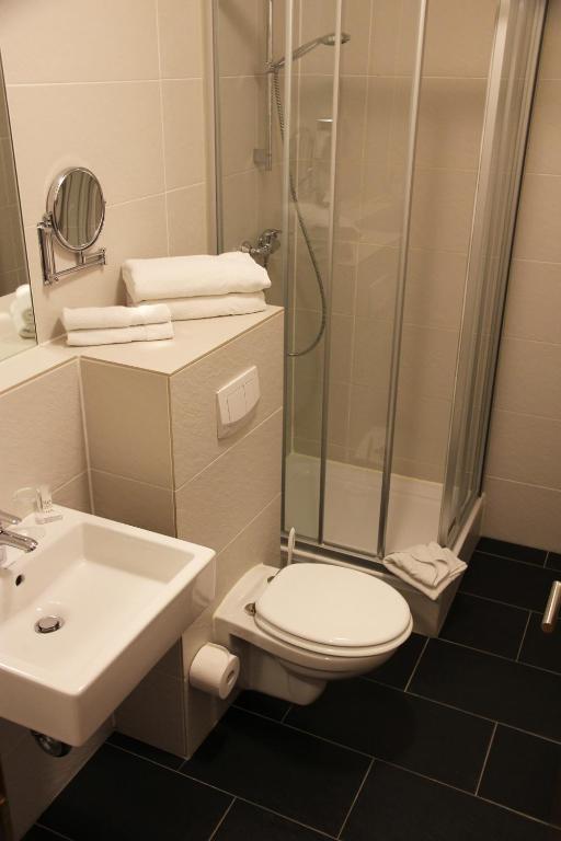 Hotel Koeniger Pliening Εξωτερικό φωτογραφία