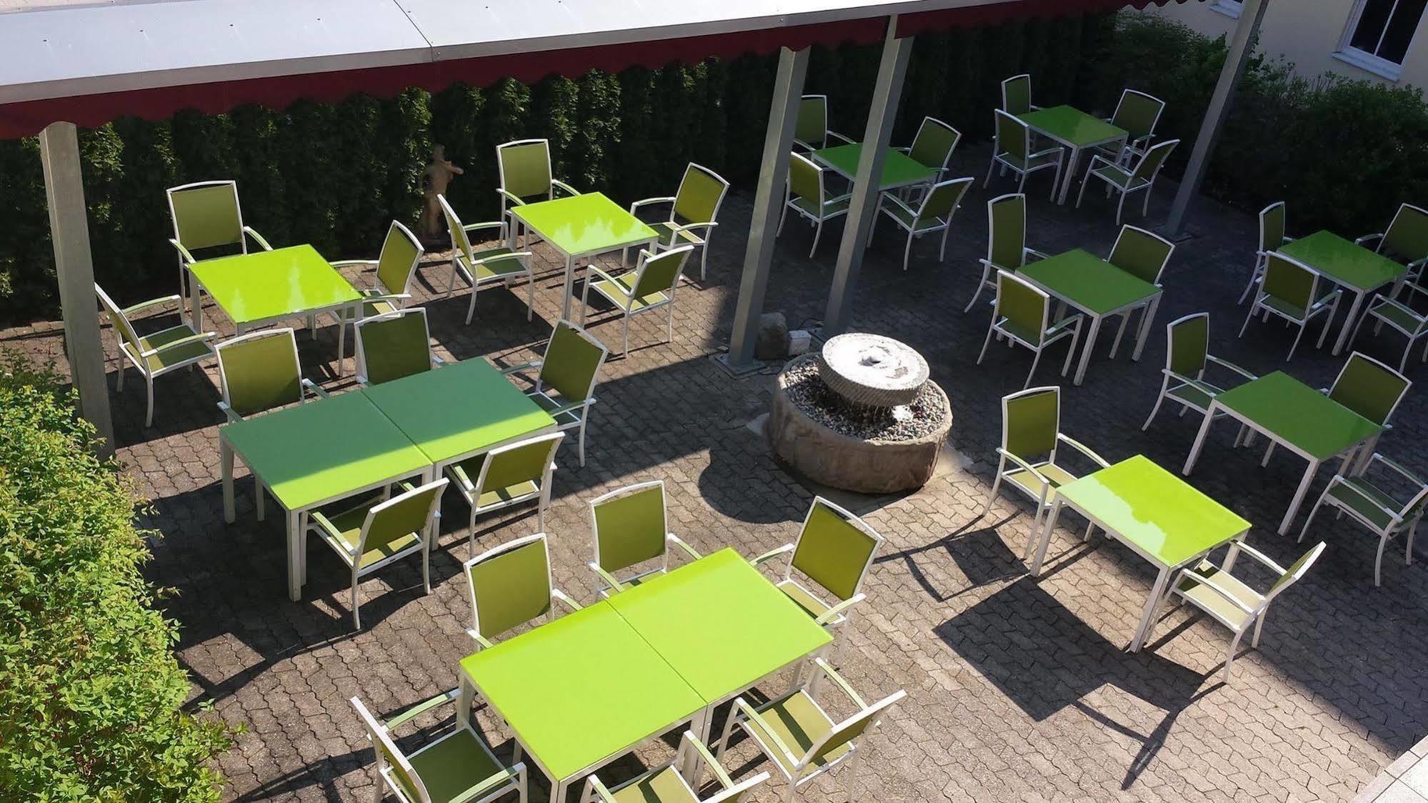 Hotel Koeniger Pliening Εξωτερικό φωτογραφία