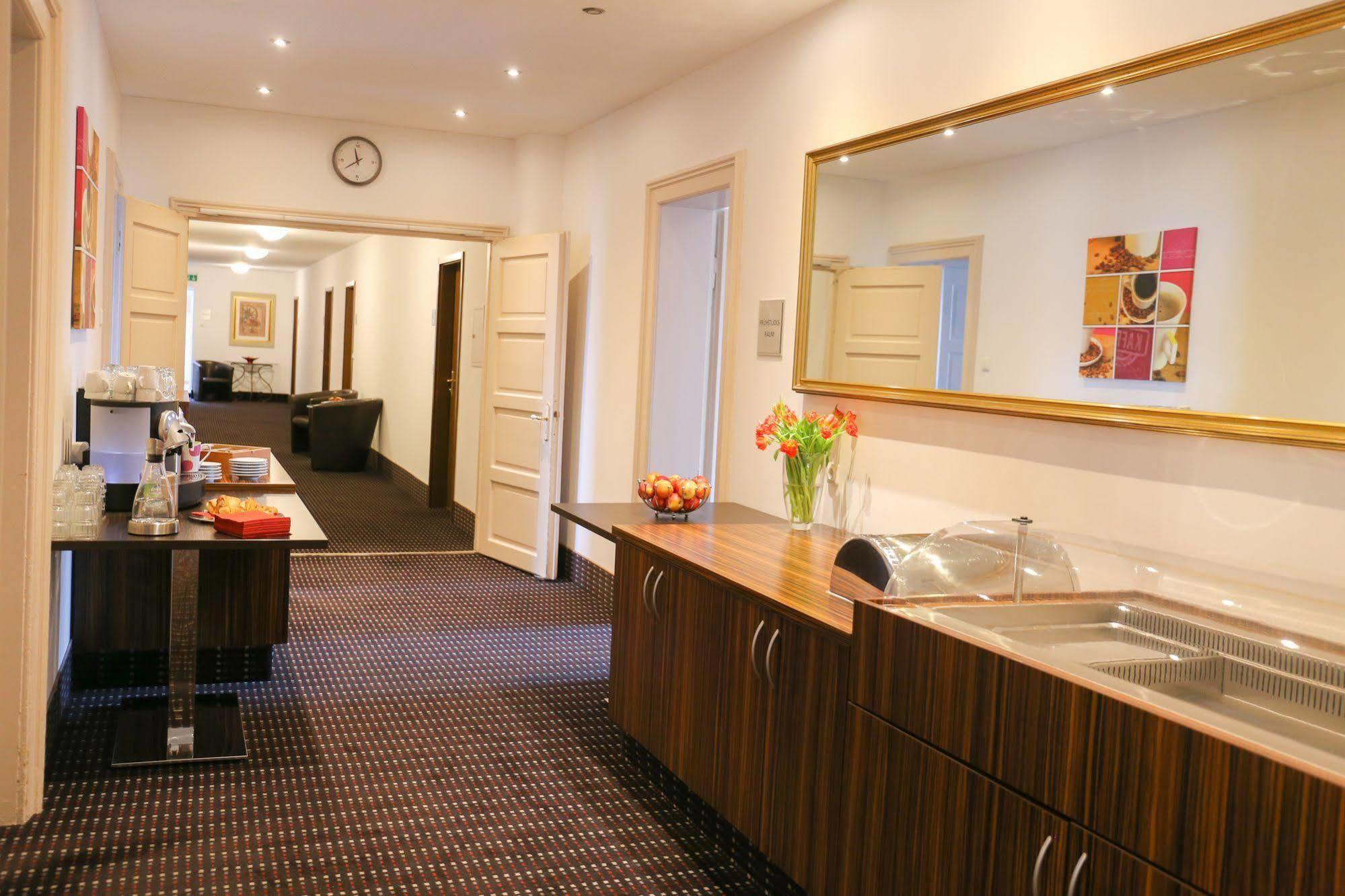Hotel Koeniger Pliening Εξωτερικό φωτογραφία