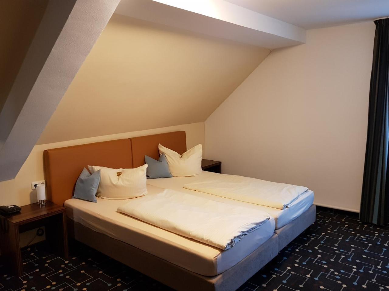 Hotel Koeniger Pliening Εξωτερικό φωτογραφία