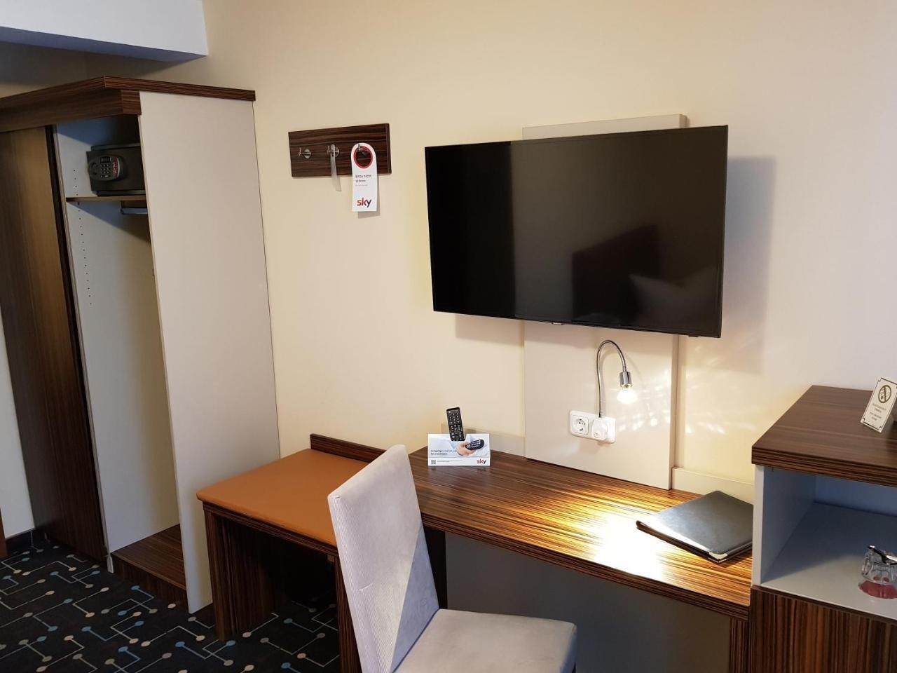 Hotel Koeniger Pliening Εξωτερικό φωτογραφία