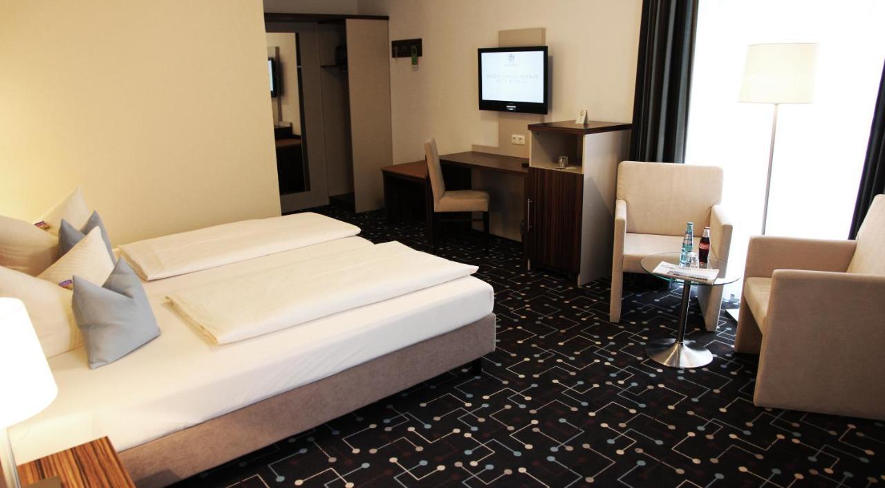 Hotel Koeniger Pliening Εξωτερικό φωτογραφία